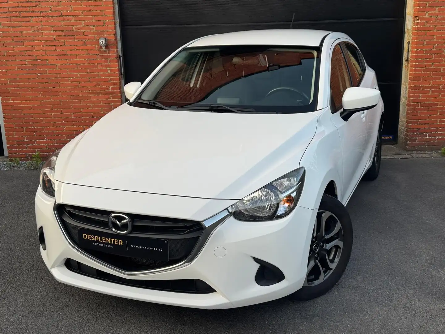 Mazda 2 1.5i GARANTIE/AIRCO/BT/SENSOREN/CRUISE White - 1
