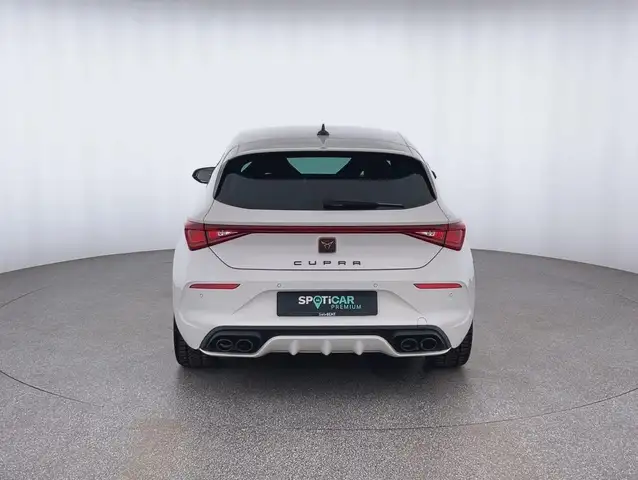 Cupra Leon view 4