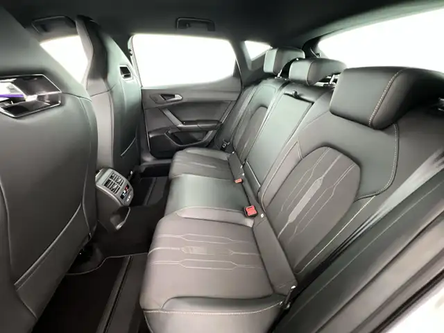 Cupra Leon view 10