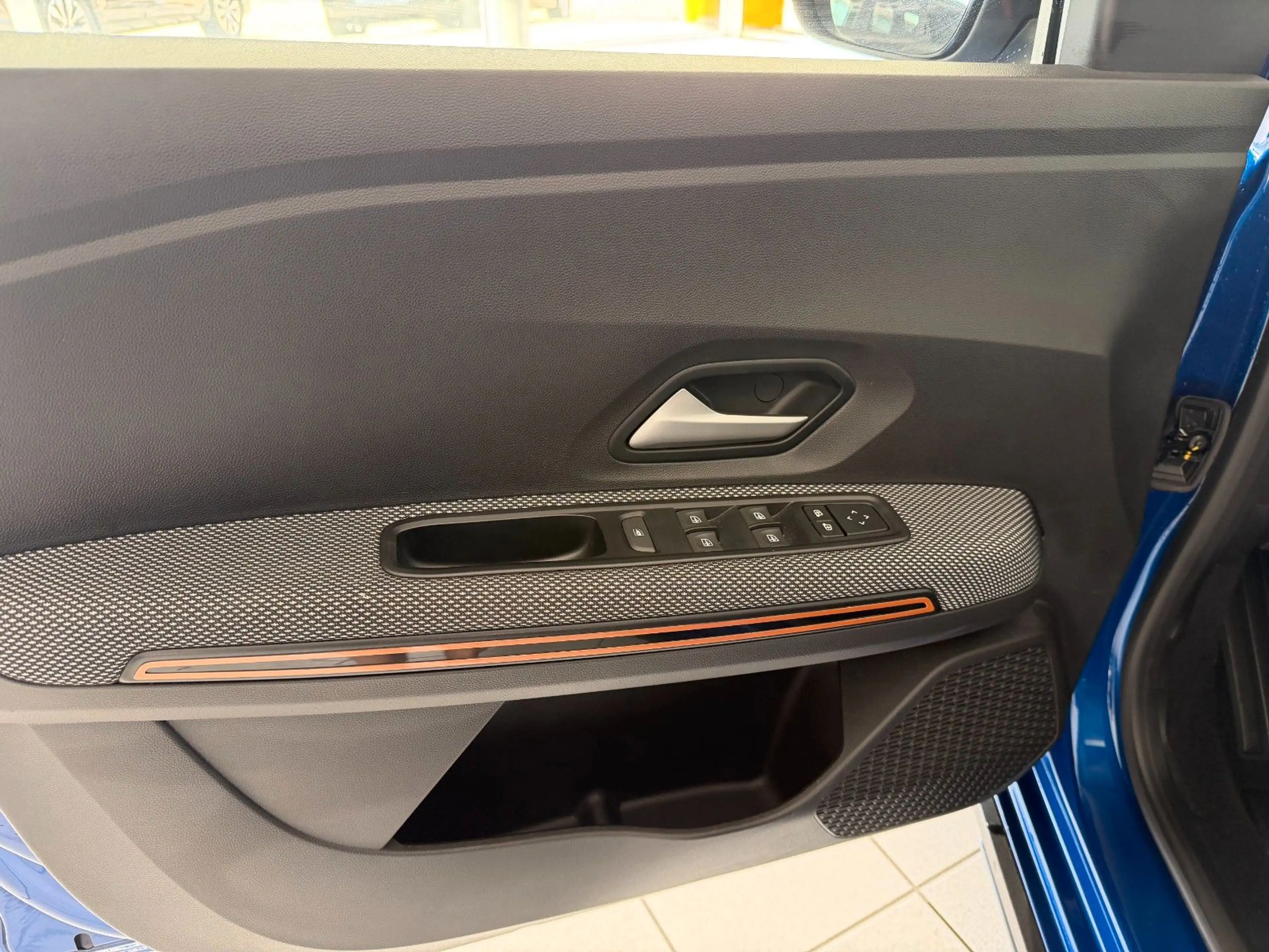 Dacia Sandero TCe 100 ECO-G Stepway Expression — photo 12