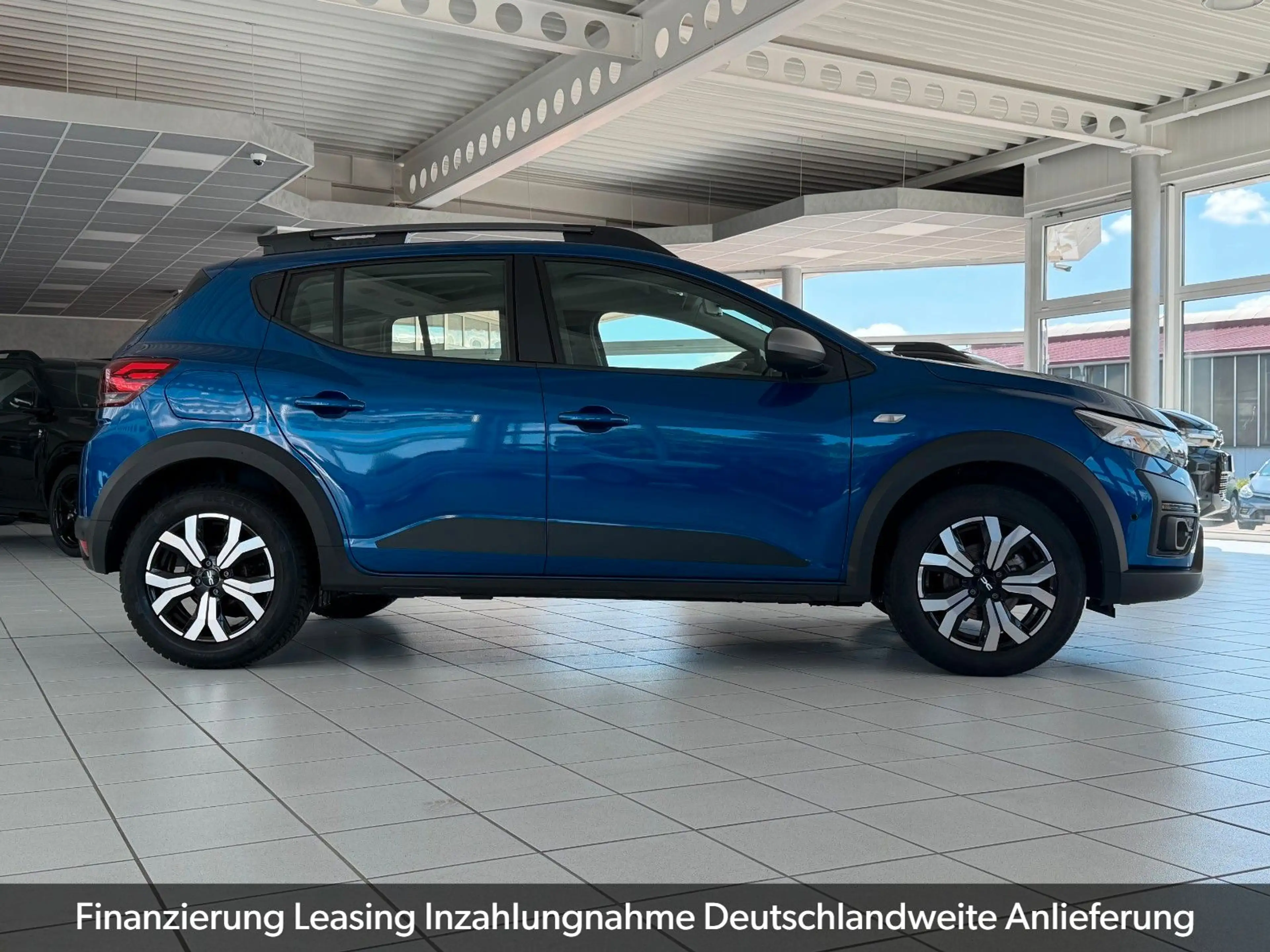 Dacia Sandero TCe 100 ECO-G Stepway Expression — photo 2