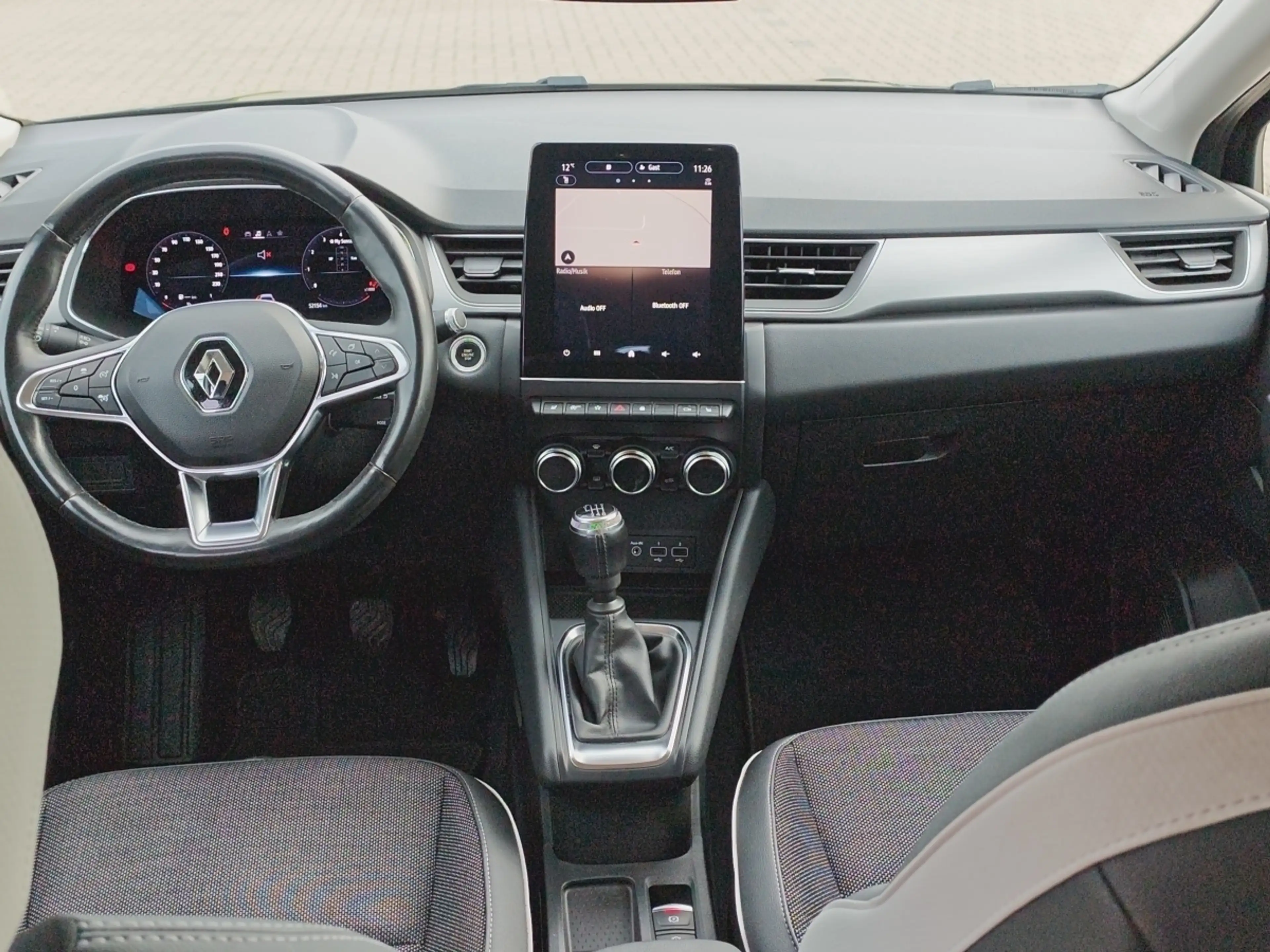 Renault Captur INTENS TCe 90 — photo 8