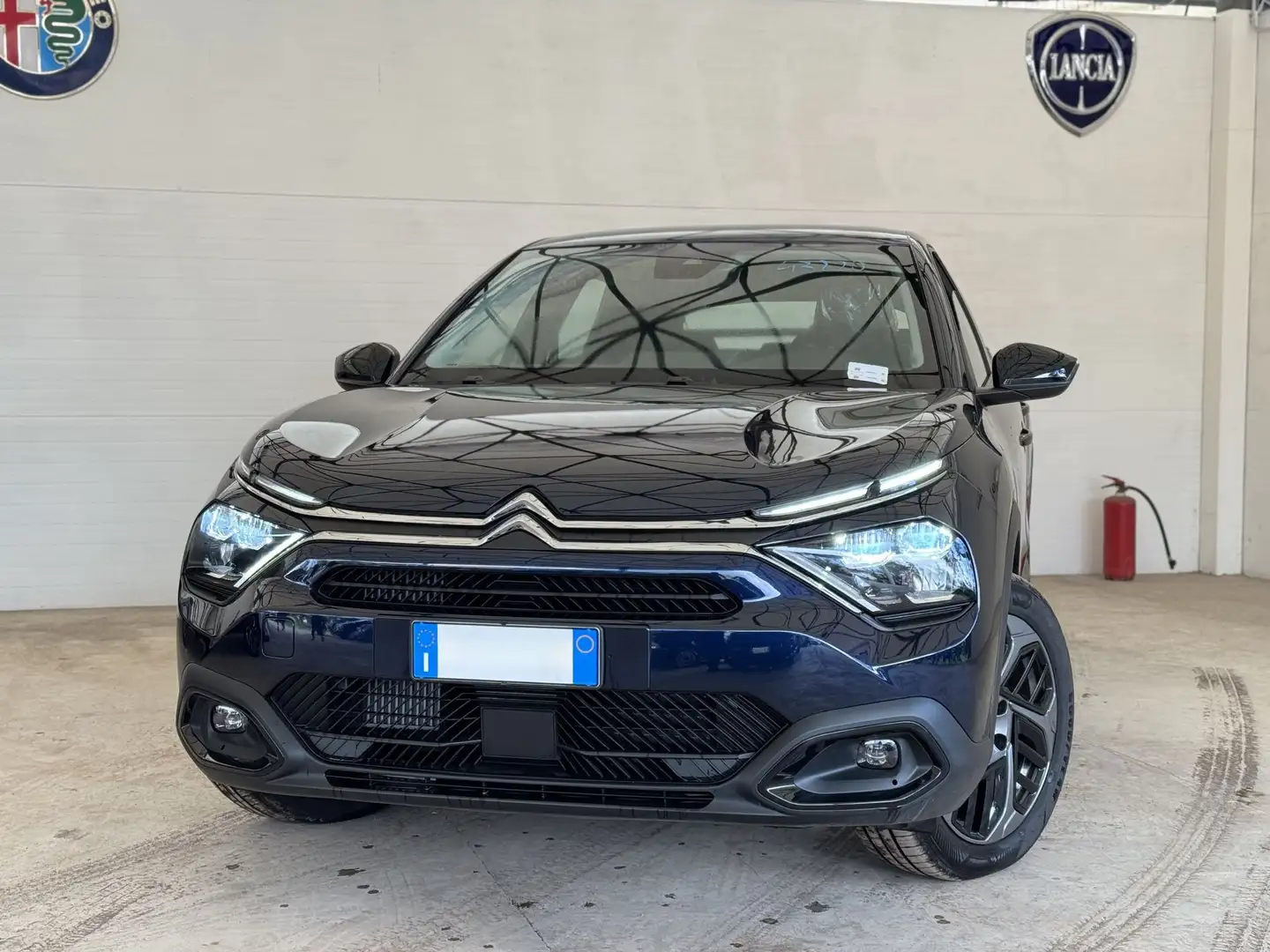 Citroen C4 PureTech 130 S&S Plus Синій - 2