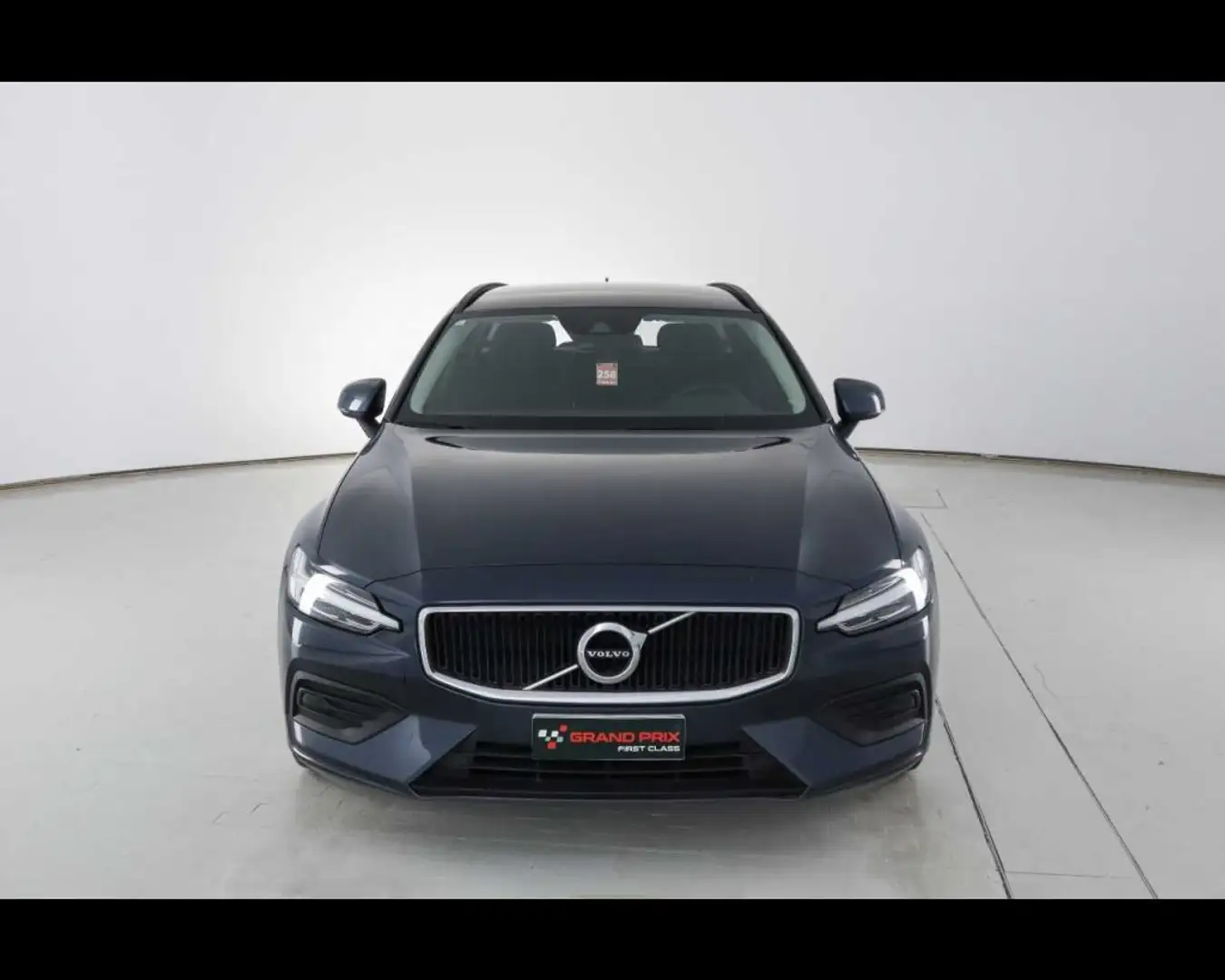 Volvo V60 B4 (d) Geartronic Momentum Business Blu/Azzurro - 1