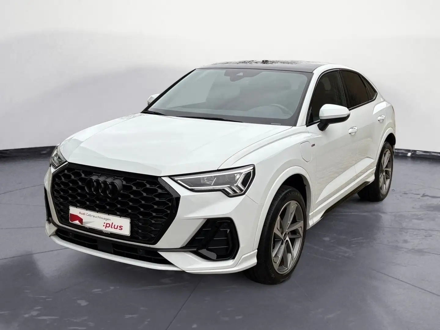 Audi Q3 Sportb. S line 45 TFSIe S tronic Weiß - 2