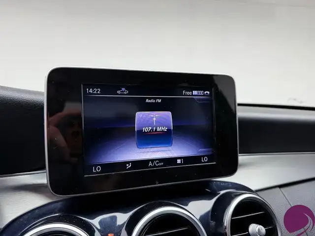 Mercedes-Benz C-Class view 16