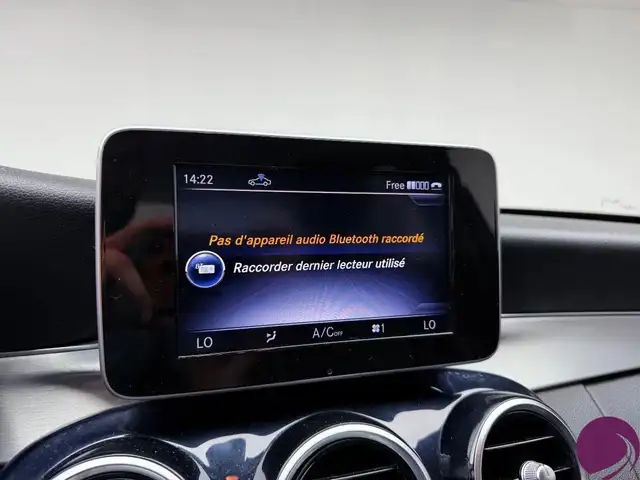 Mercedes-Benz C-Class view 17