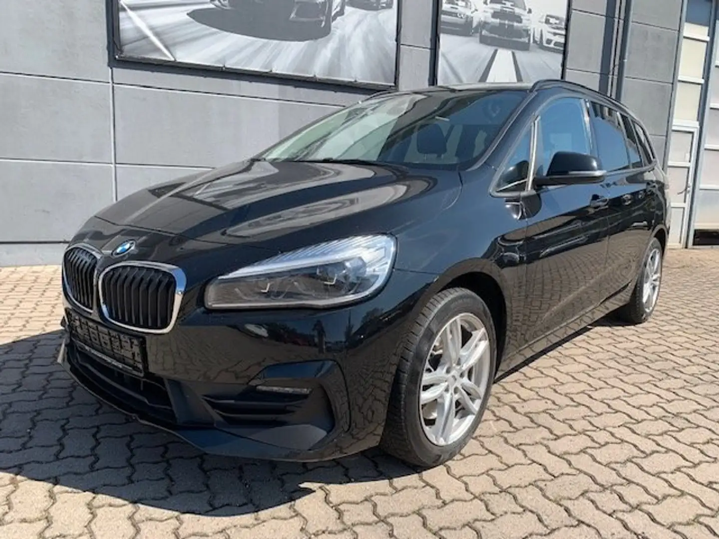 BMW 218 218 d Advantage 2 Gran Tourer 1.Hd Aut. Unfallfrei Schwarz - 2