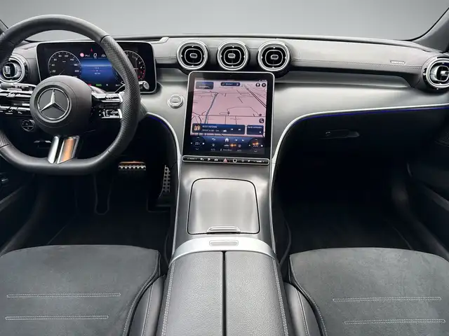 Mercedes-Benz C-Class view 8