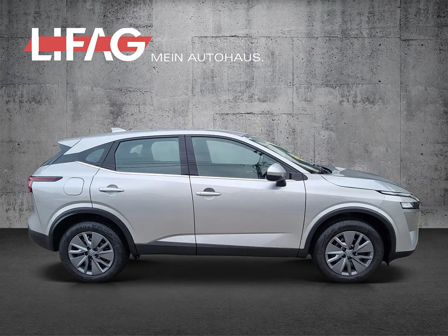 Nissan Qashqai 1,3 MHEV Visia *ab € 16.990,-* Silber - 2