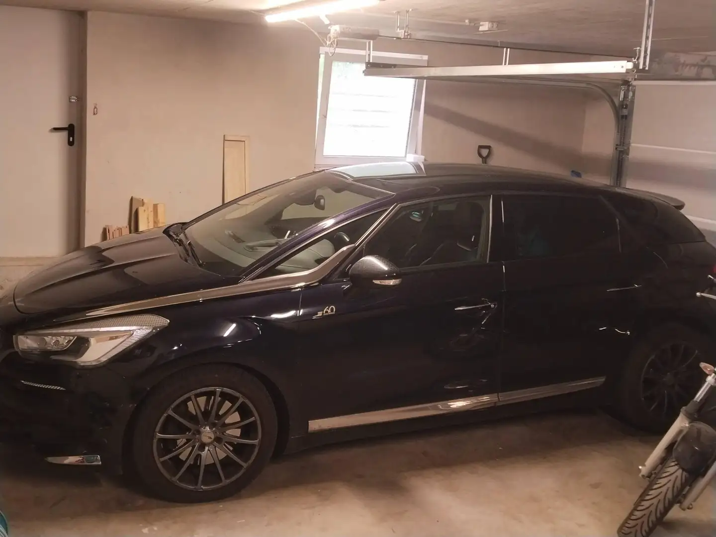 DS Automobiles DS 5 DS5 BlueHDi 180 S - 1