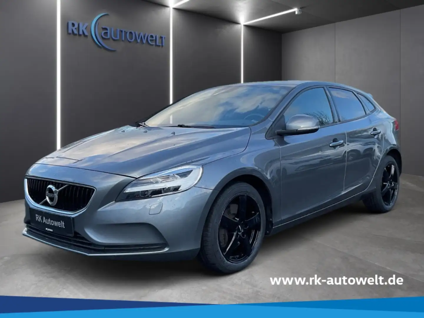 Volvo V40 Momentum Navi Park Distance Control Grey - 1