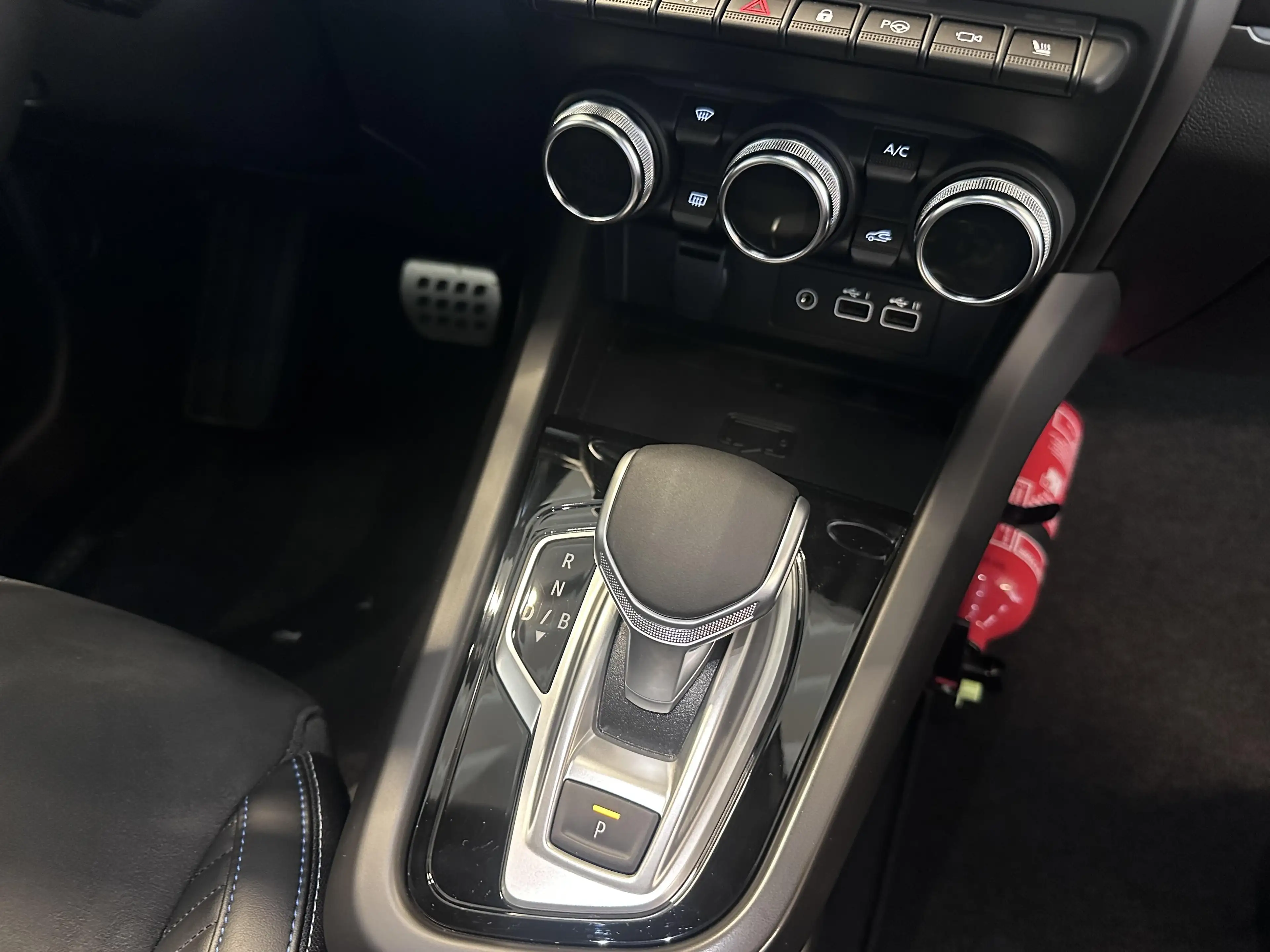 Renault Arkana 1.6 E-TECH ESPRIT ALPINE — photo 4