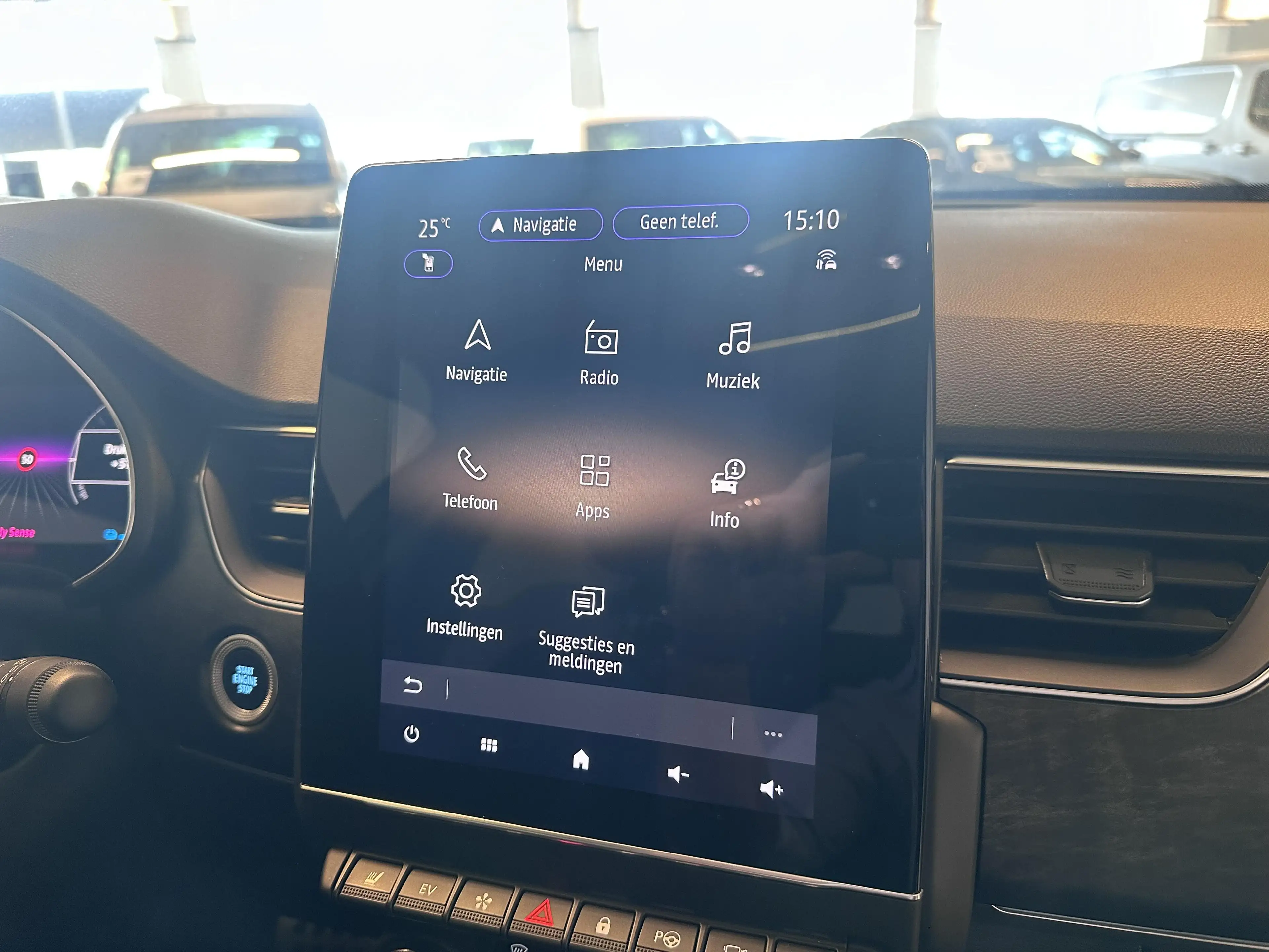 Renault Arkana 1.6 E-TECH ESPRIT ALPINE — photo 14