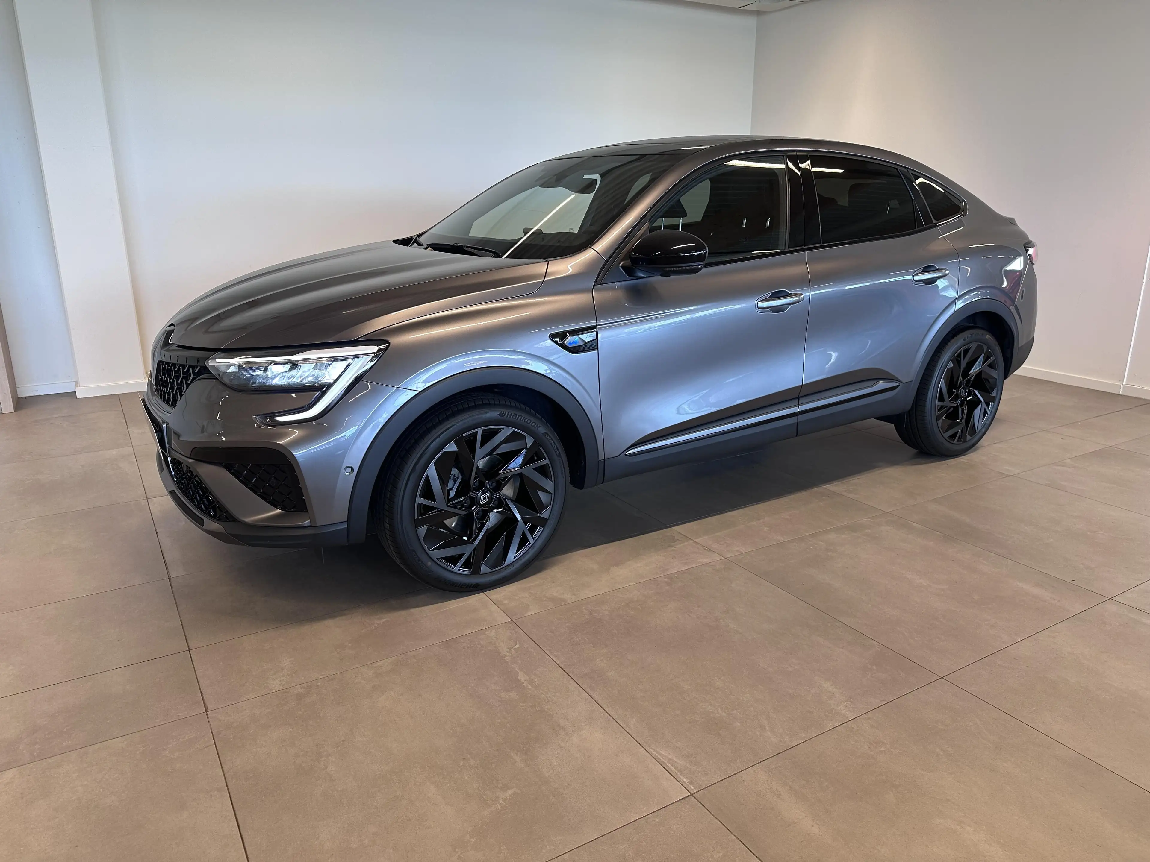 Renault Arkana 1.6 E-TECH ESPRIT ALPINE — photo 6