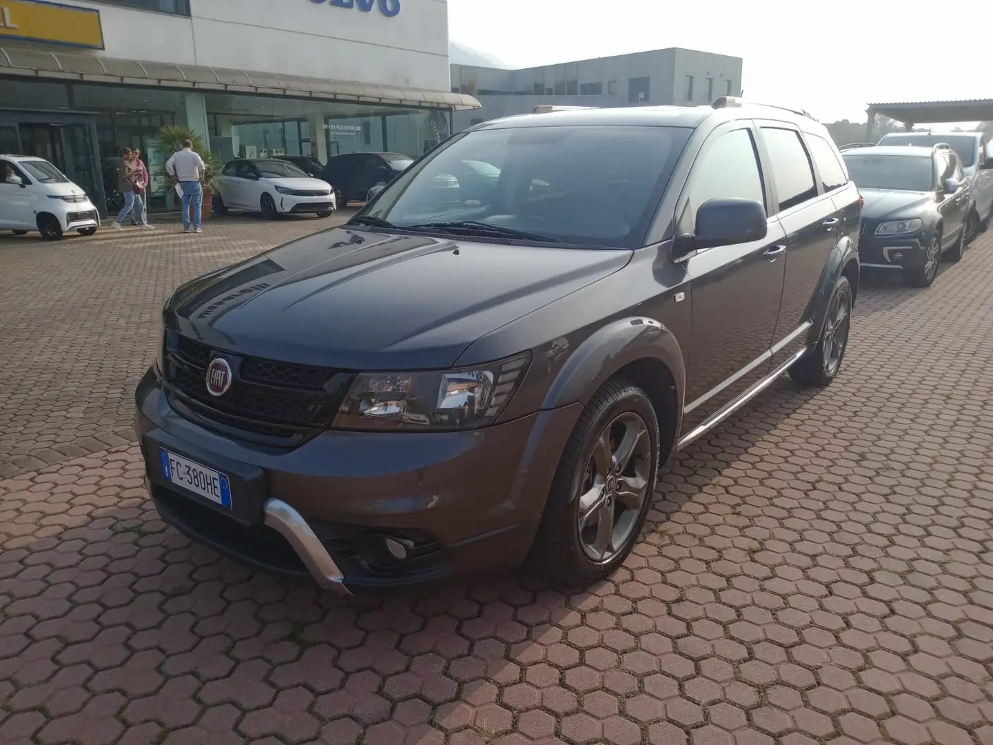 Fiat Freemont Freemont 2.0 mjt 16v Black Code 4x4 170cv auto Gris - 1