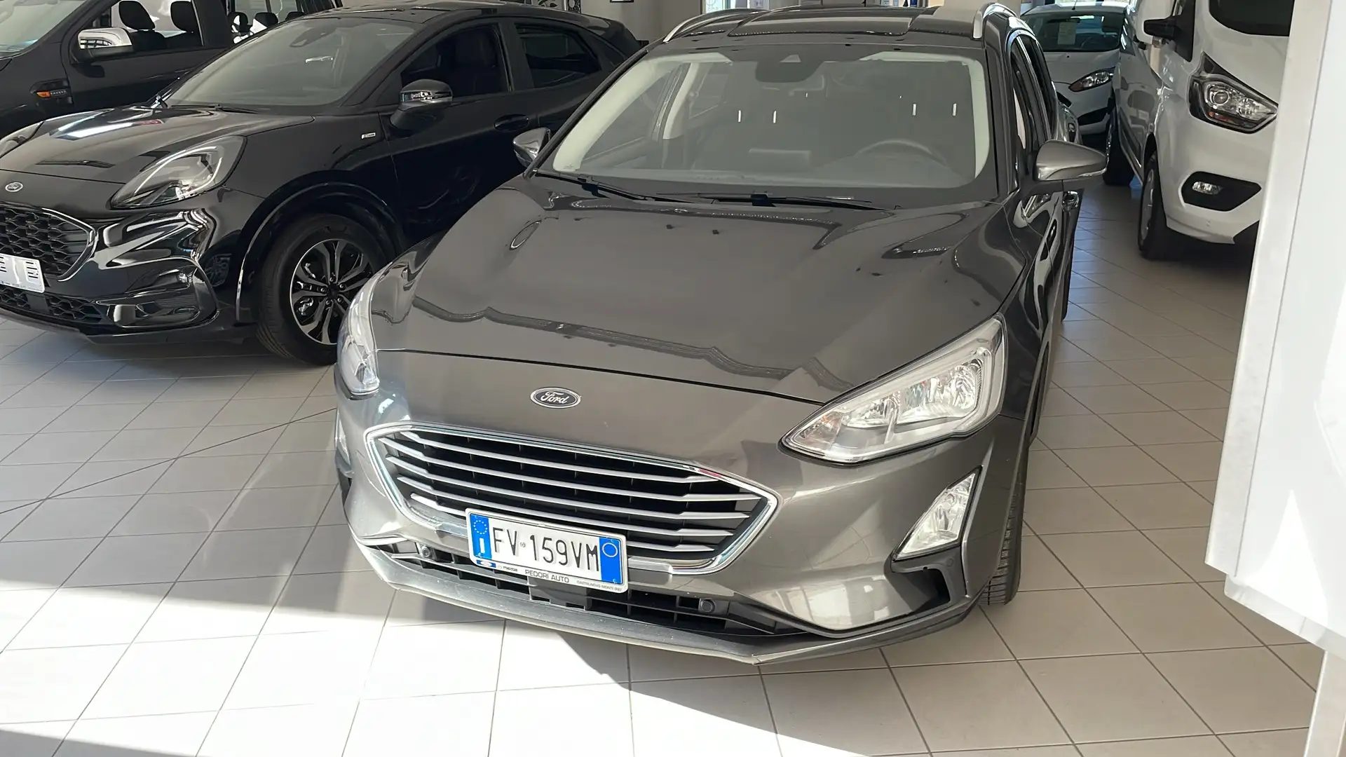 Ford Focus SW 1.5 ecoblue Business s&s 120cv Gris - 1