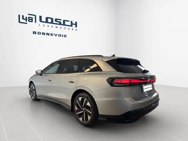 Volkswagen Id.7 view 5