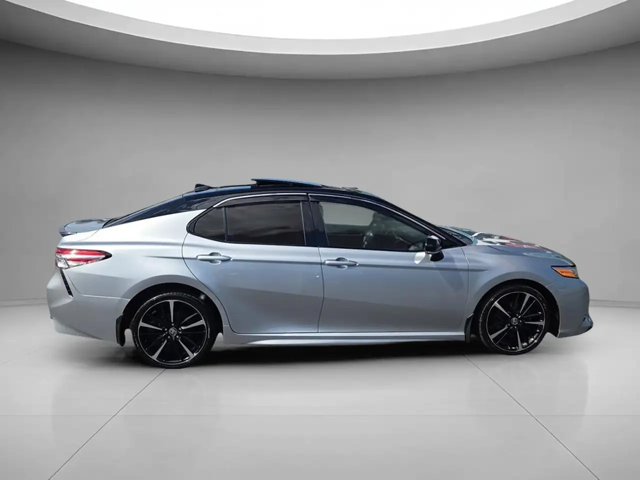 Toyota Camry снимка Toyota Camry