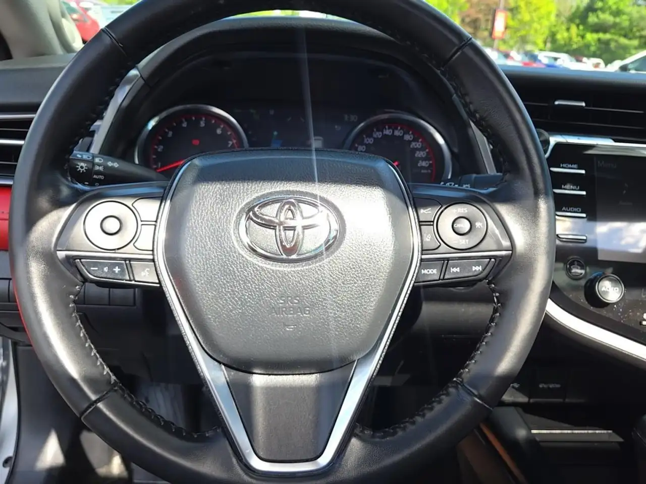 Toyota Camry снимка Toyota Camry