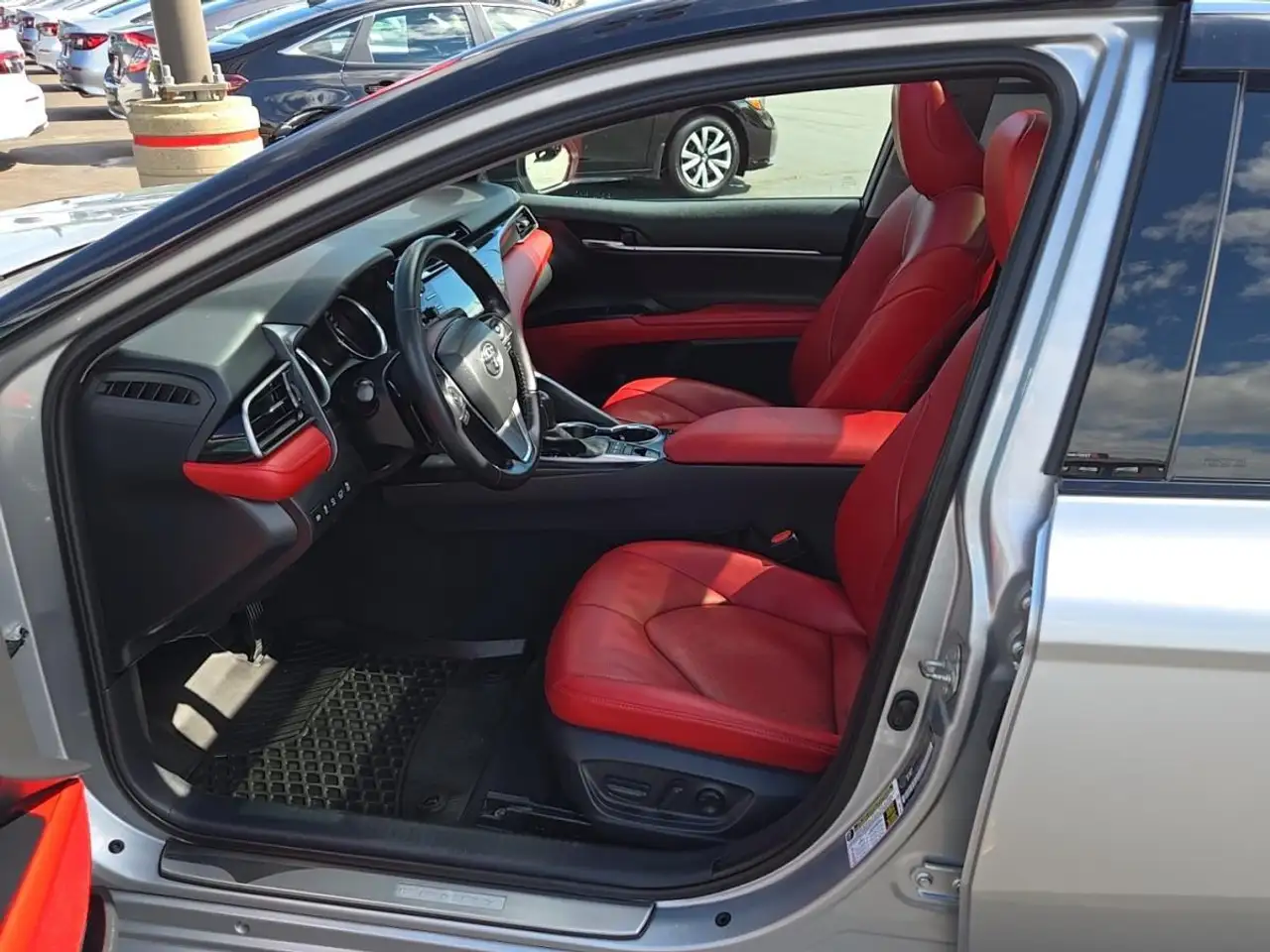Toyota Camry снимка Toyota Camry