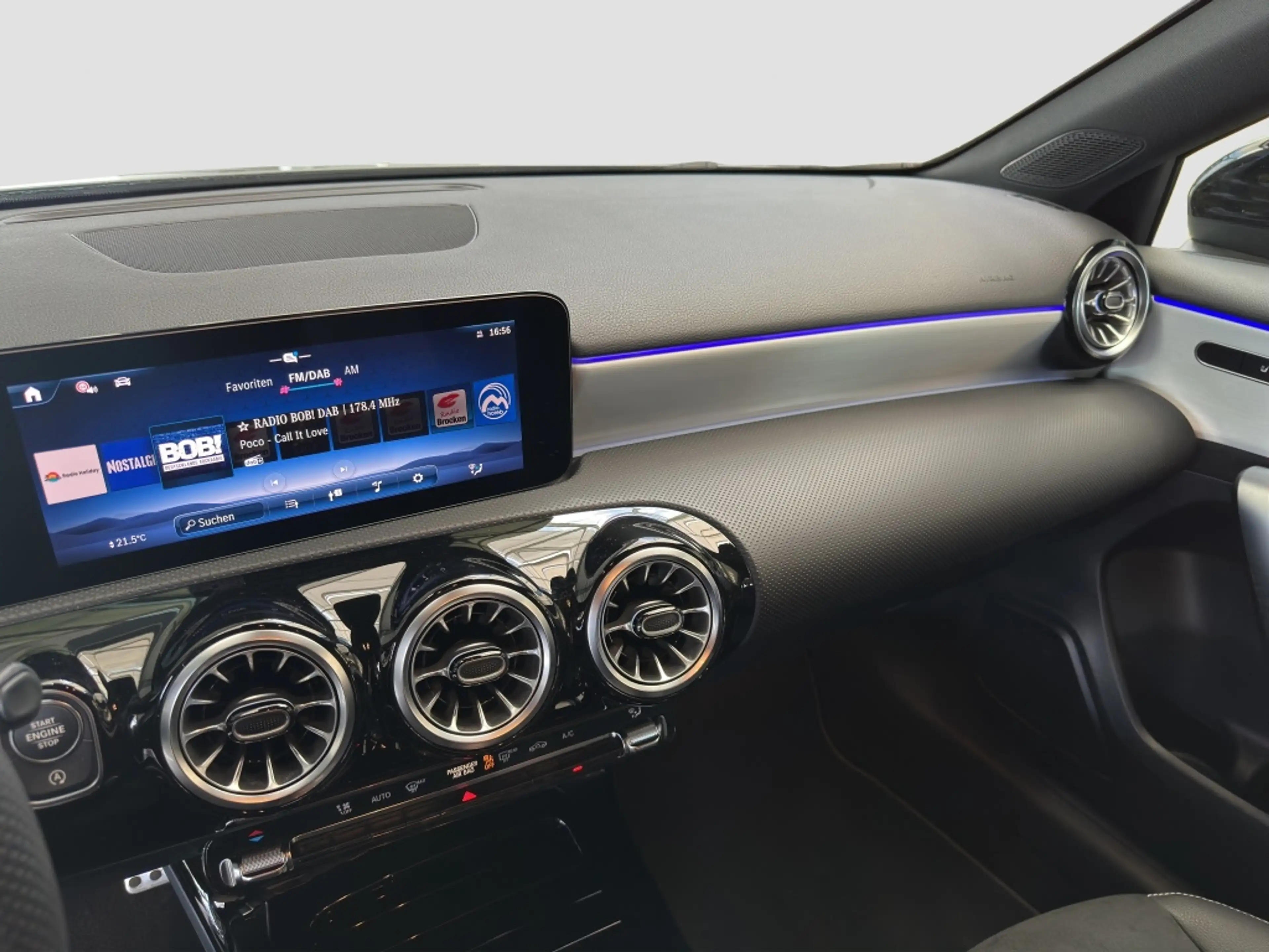 Mercedes-Benz A 200 Kompaktlimousine AMG*NIGHT*SpH*AHK*LED*PDC — photo 10