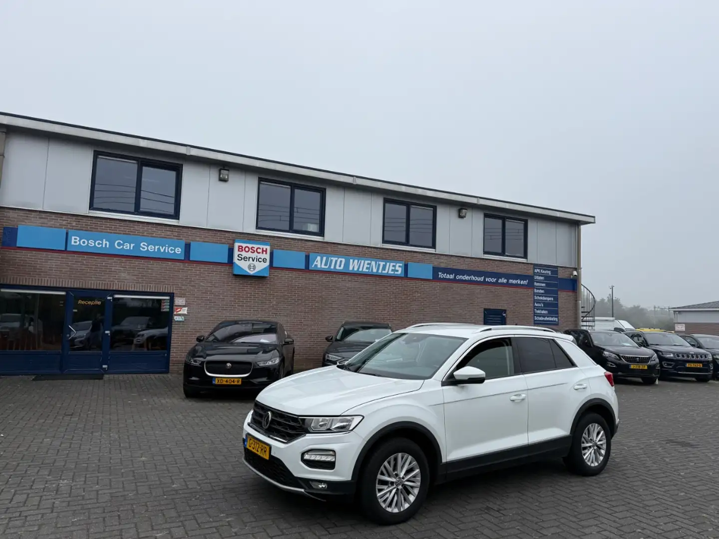 Volkswagen T-Roc 1.0 TSI | Style | Airco | Navi | Carplay Wit - 2