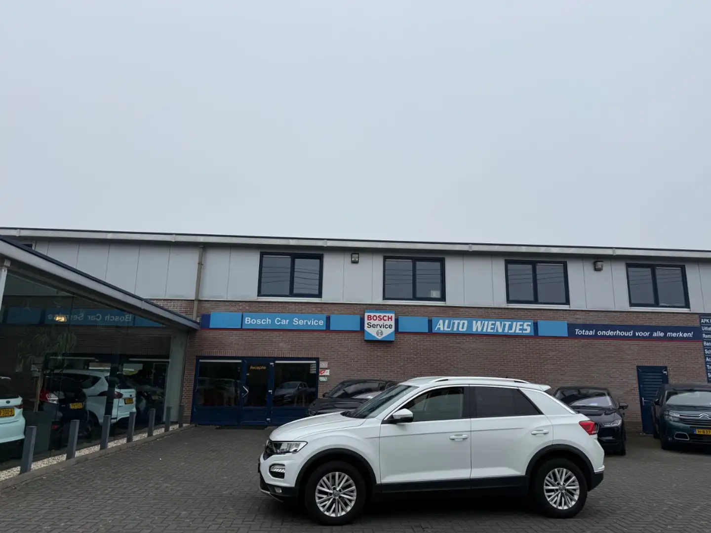 Volkswagen T-Roc 1.0 TSI | Style | Airco | Navi | Carplay Wit - 1