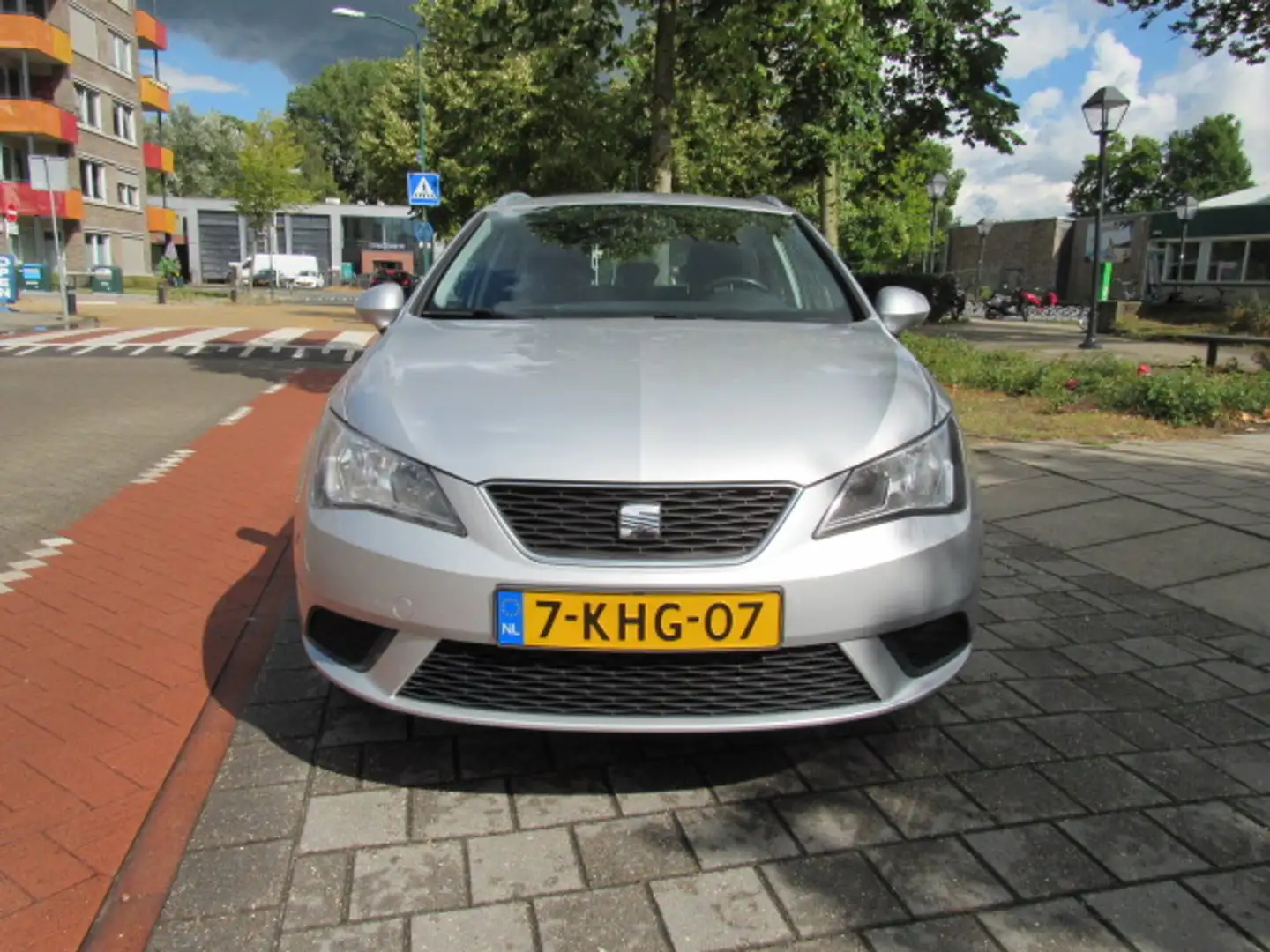 SEAT Ibiza 1.2 TSI Ecomotive 105pk Style Gris - 2