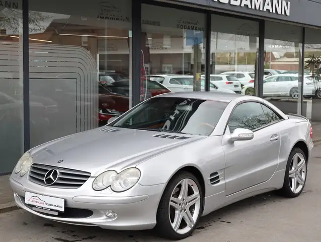 Mercedes-Benz SL view 6