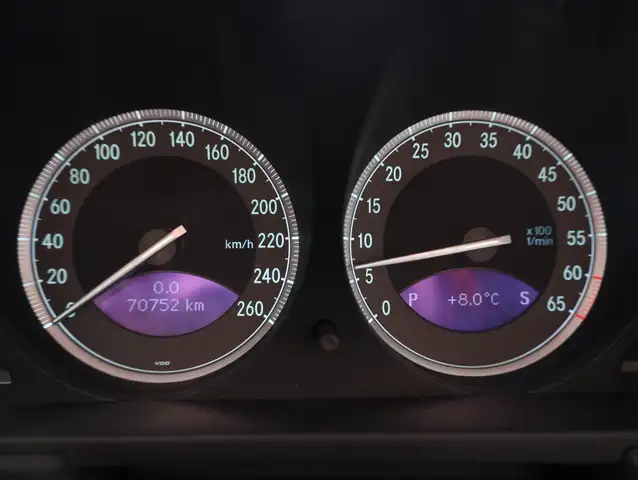 Mercedes-Benz SL view 18
