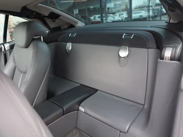 Mercedes-Benz SL view 28