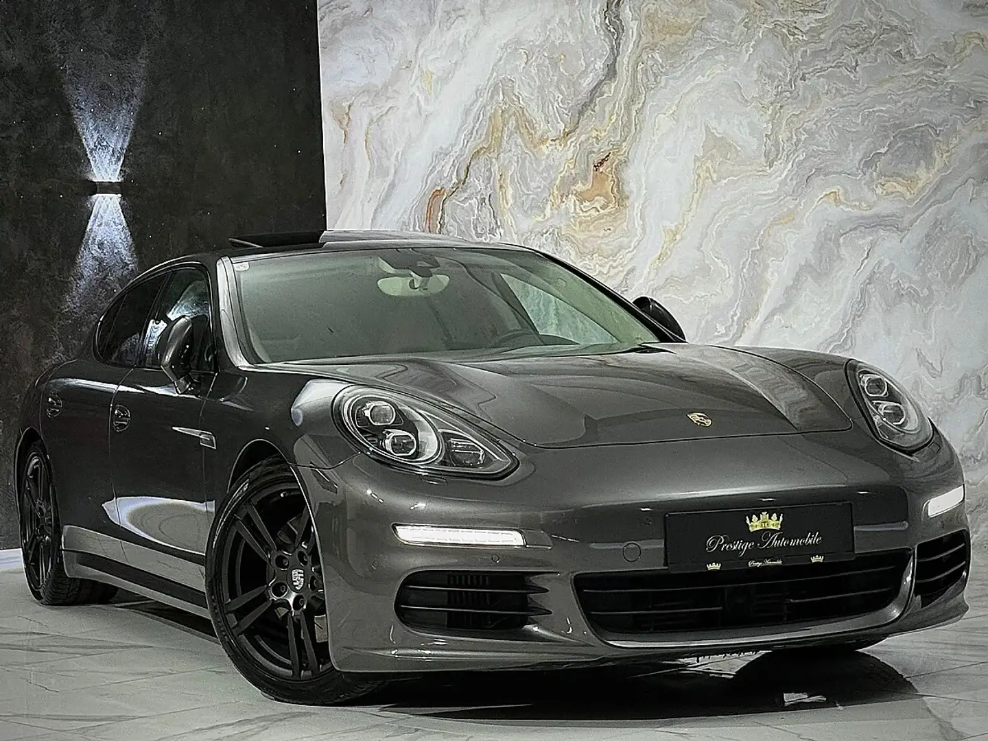 Porsche Panamera 4S V6 420PS Bi-Turbo EXCLUSIVE MANUFAKTUR Grau - 1