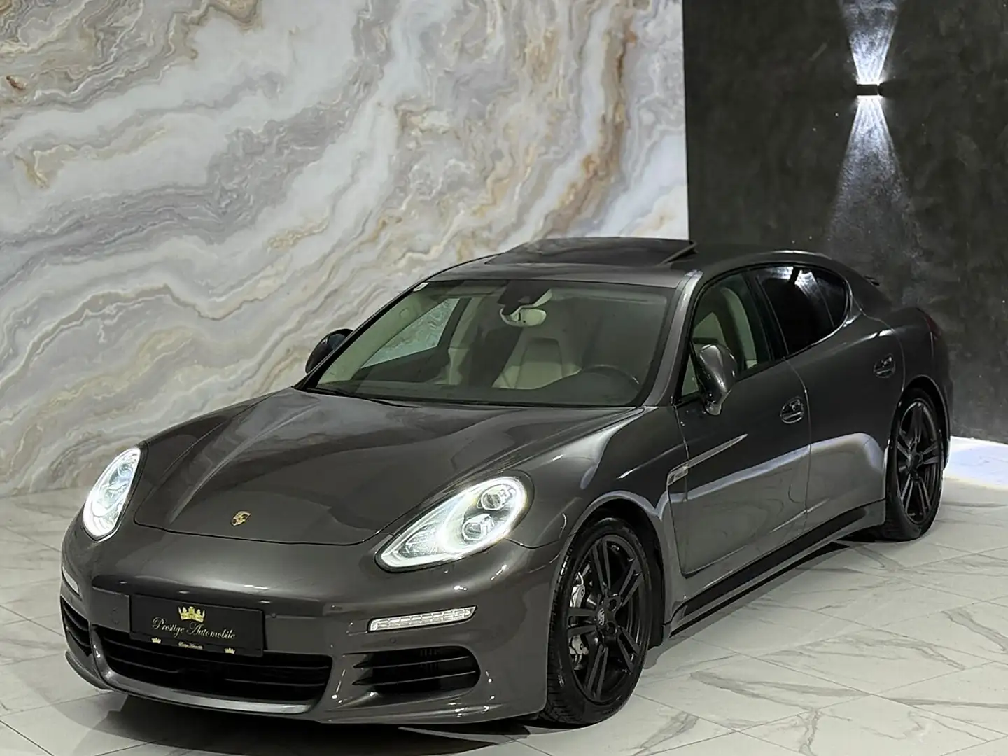 Porsche Panamera 4S V6 420PS Bi-Turbo EXCLUSIVE MANUFAKTUR Grau - 2