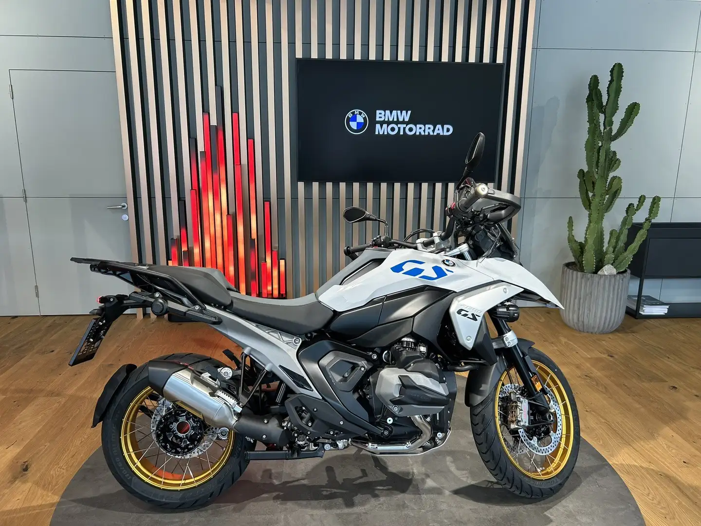 BMW R 1300 GS Weiß - 2