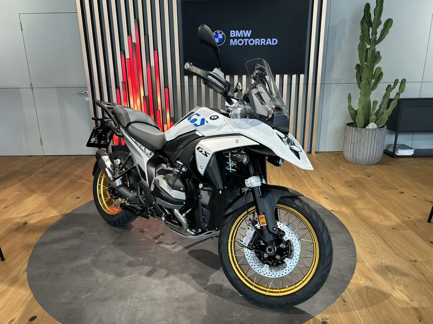 BMW R 1300 GS Weiß - 1