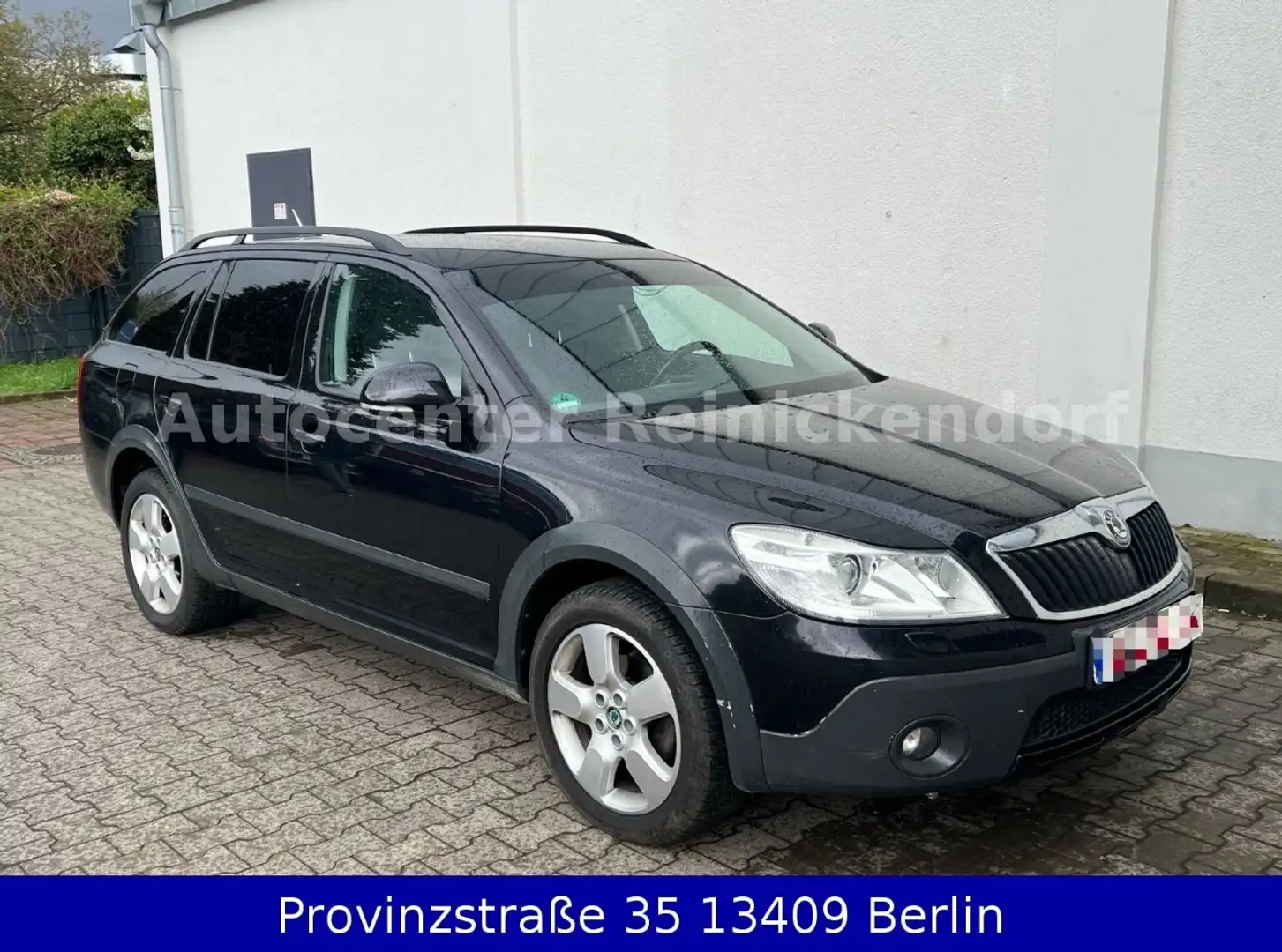 Skoda Octavia 1.8 TSI Scout 4X4 Kombi *Xenon+AHK+PDC* Schwarz - 2