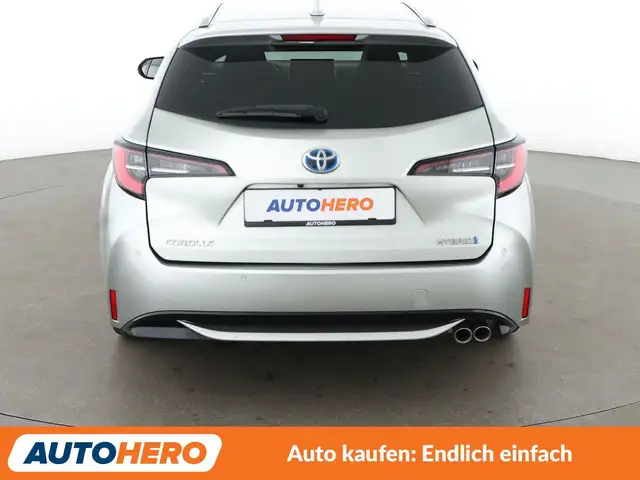 Toyota Corolla view 5