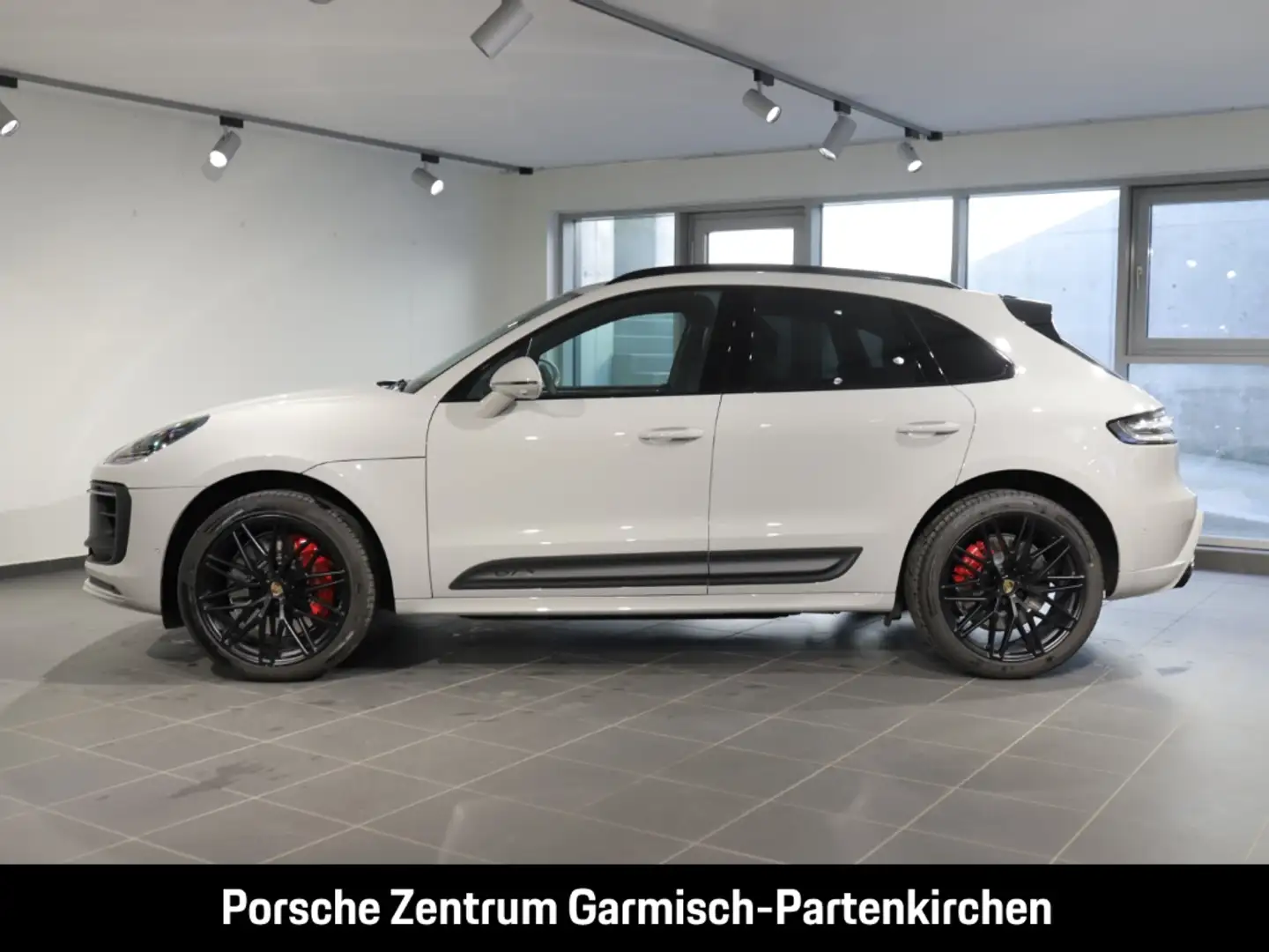 Porsche Macan GTS 360 Kamera LenkradHZG Memory Sitze PDC Grau - 2