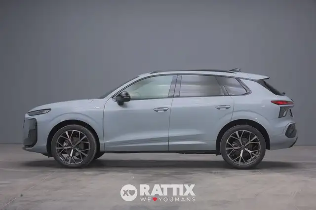 Audi Q3 view 2