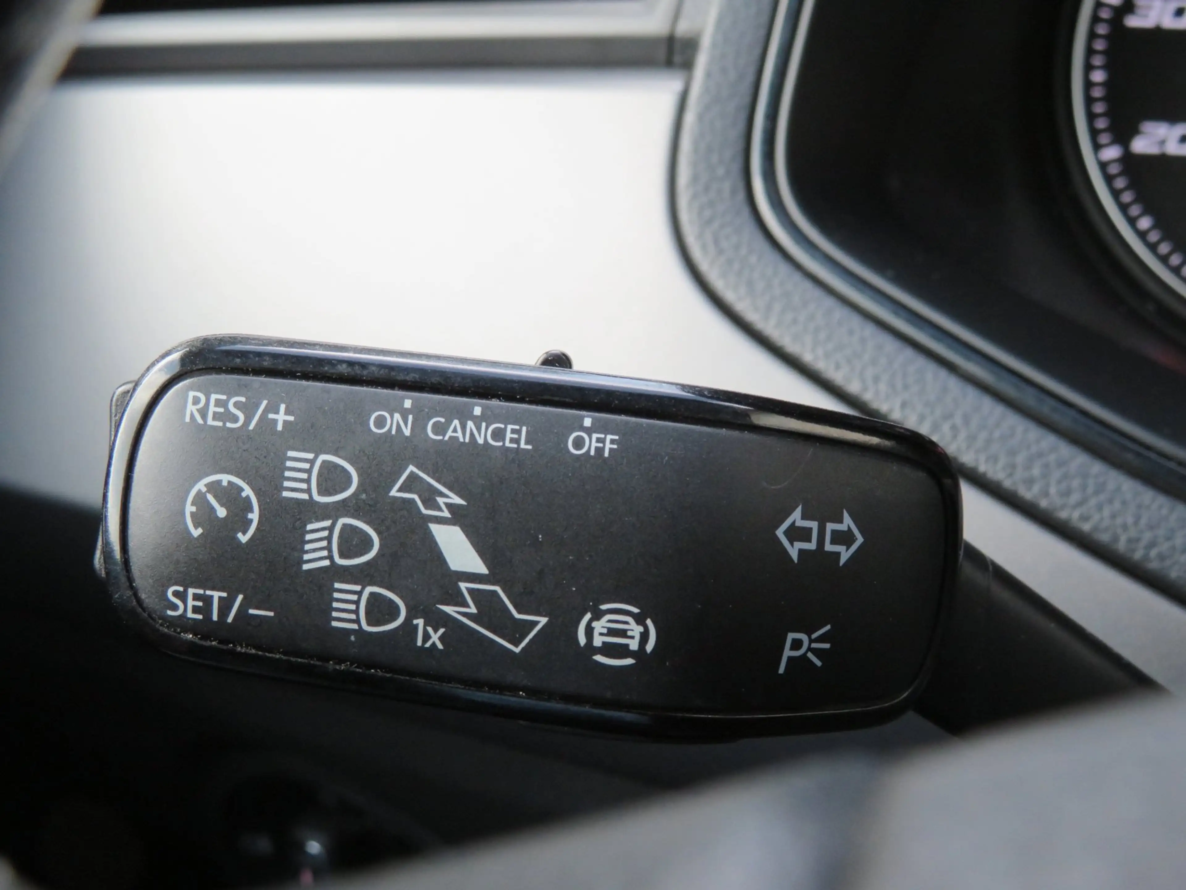SEAT Ibiza 1.0 TSI 95pk Style Business Intense PDC-CRUISE-CAM — photo 31
