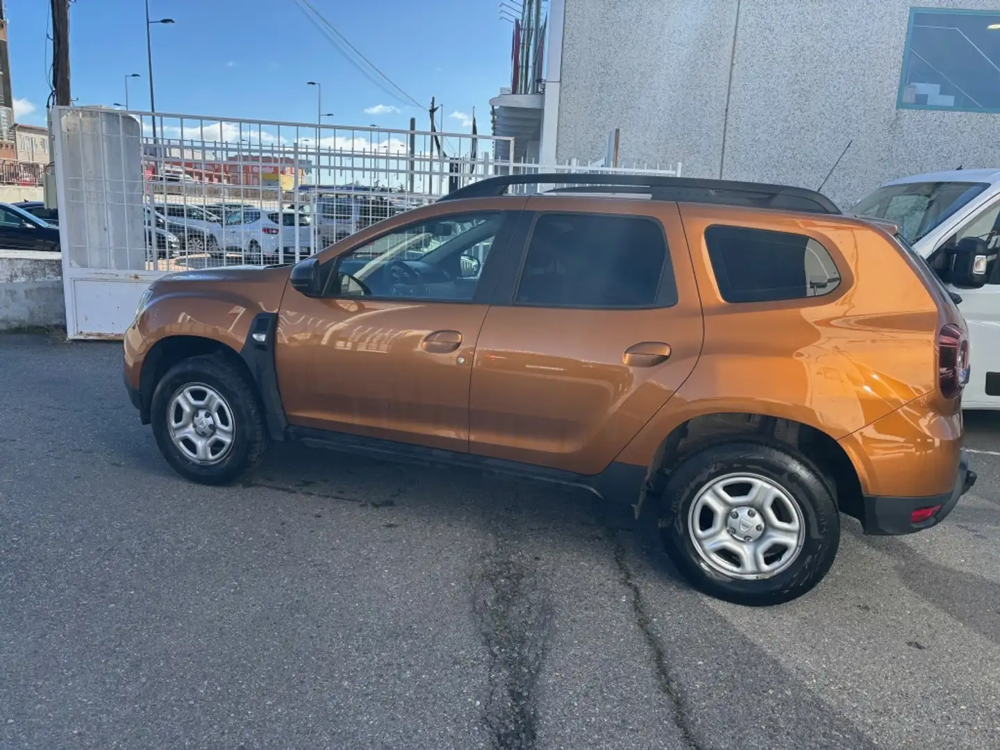 Dacia Duster 1.5 Blue dCi Comfort 4x2 85kW Naranja - 1