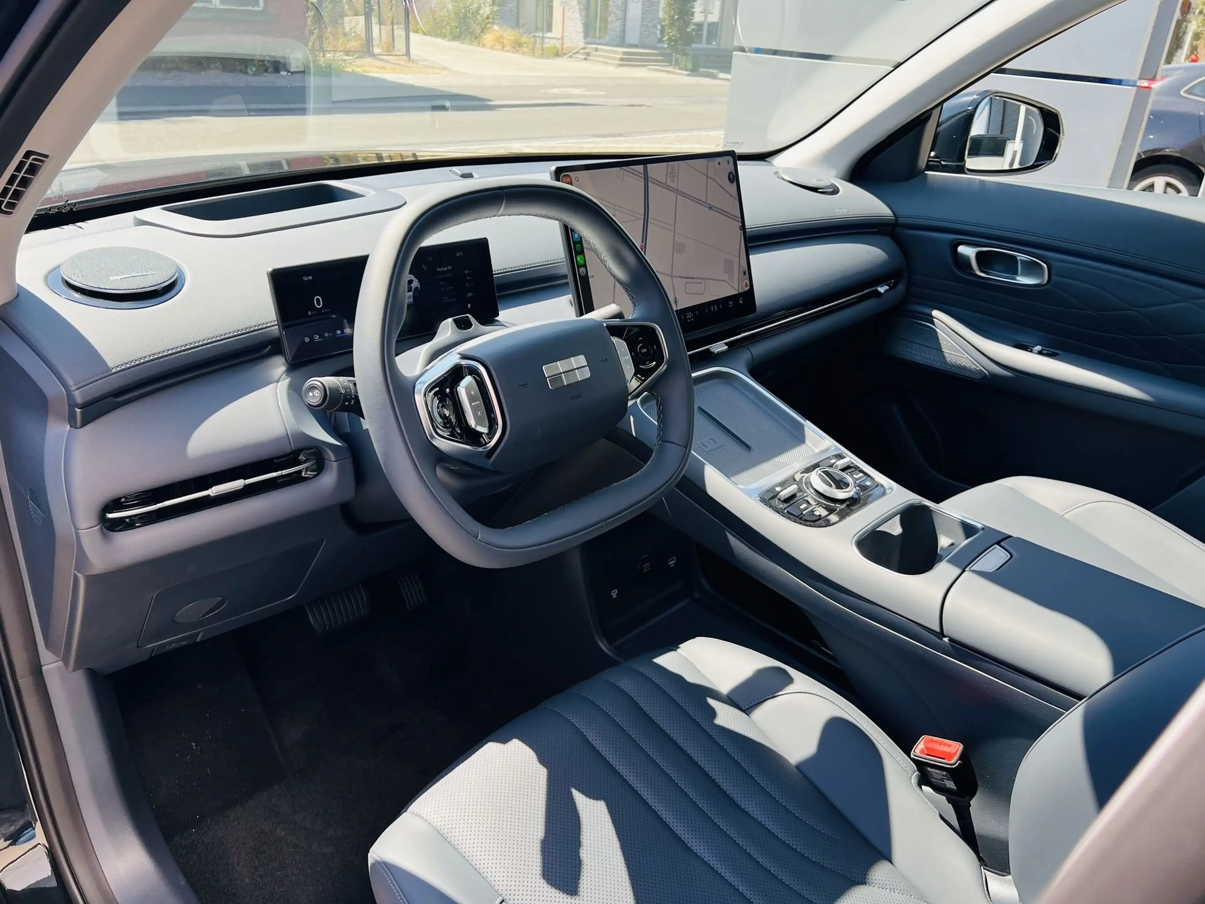 Geely Starray EM-i 1.5 PHEV / Launch Edition / PANO / FLYME / HUD / 360 CAMERA / ACC / FULL — photo 7