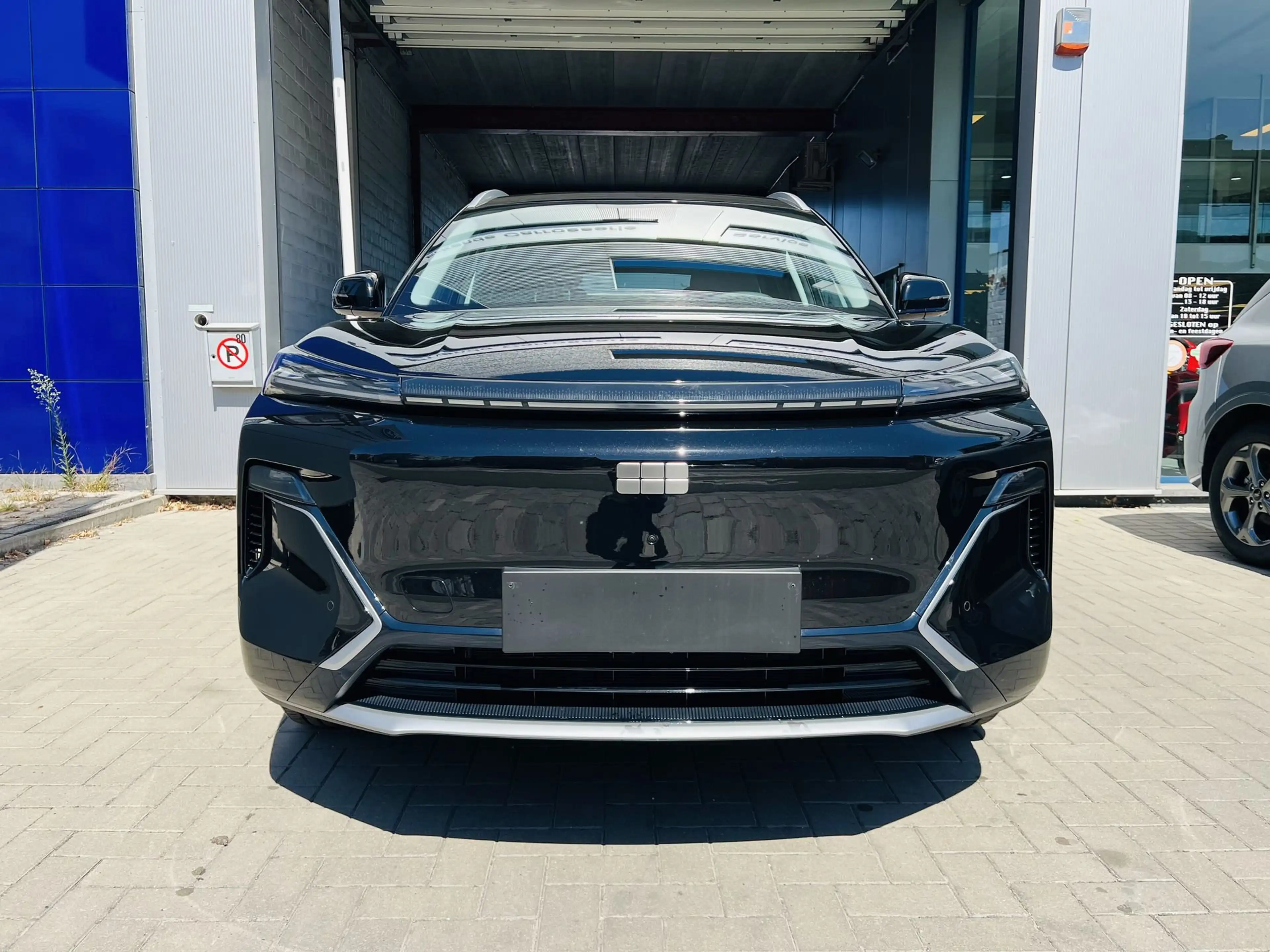 Geely Starray EM-i 1.5 PHEV / Launch Edition / PANO / FLYME / HUD / 360 CAMERA / ACC / FULL — photo 2