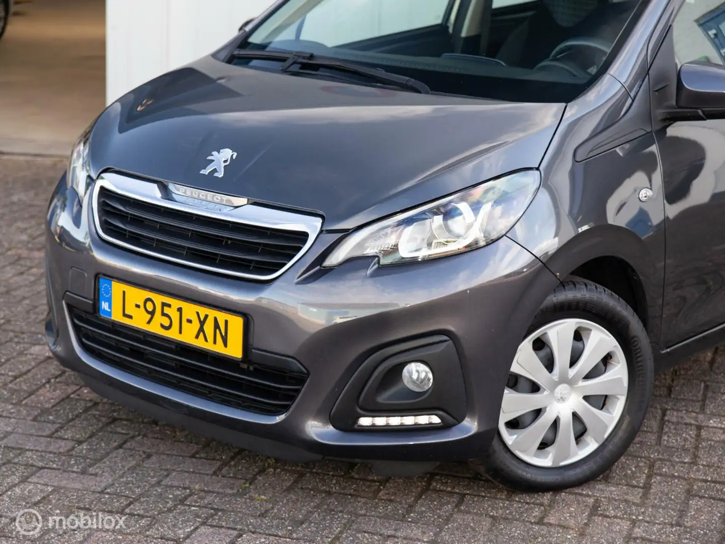 Peugeot 108 1.0 e-VTi Active|Airco|Centr.vrgr.|Isofix|Bluetoot Grijs - 2