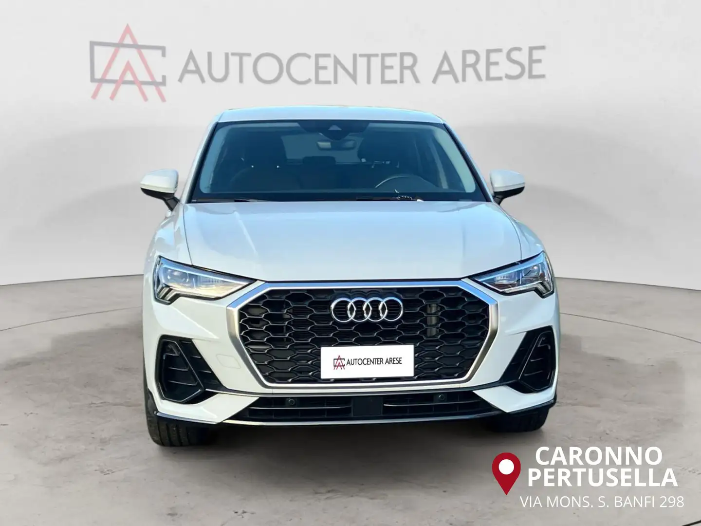 Audi Q3 SPB 45 TFSI e S tronic Business Plus Bianco - 2