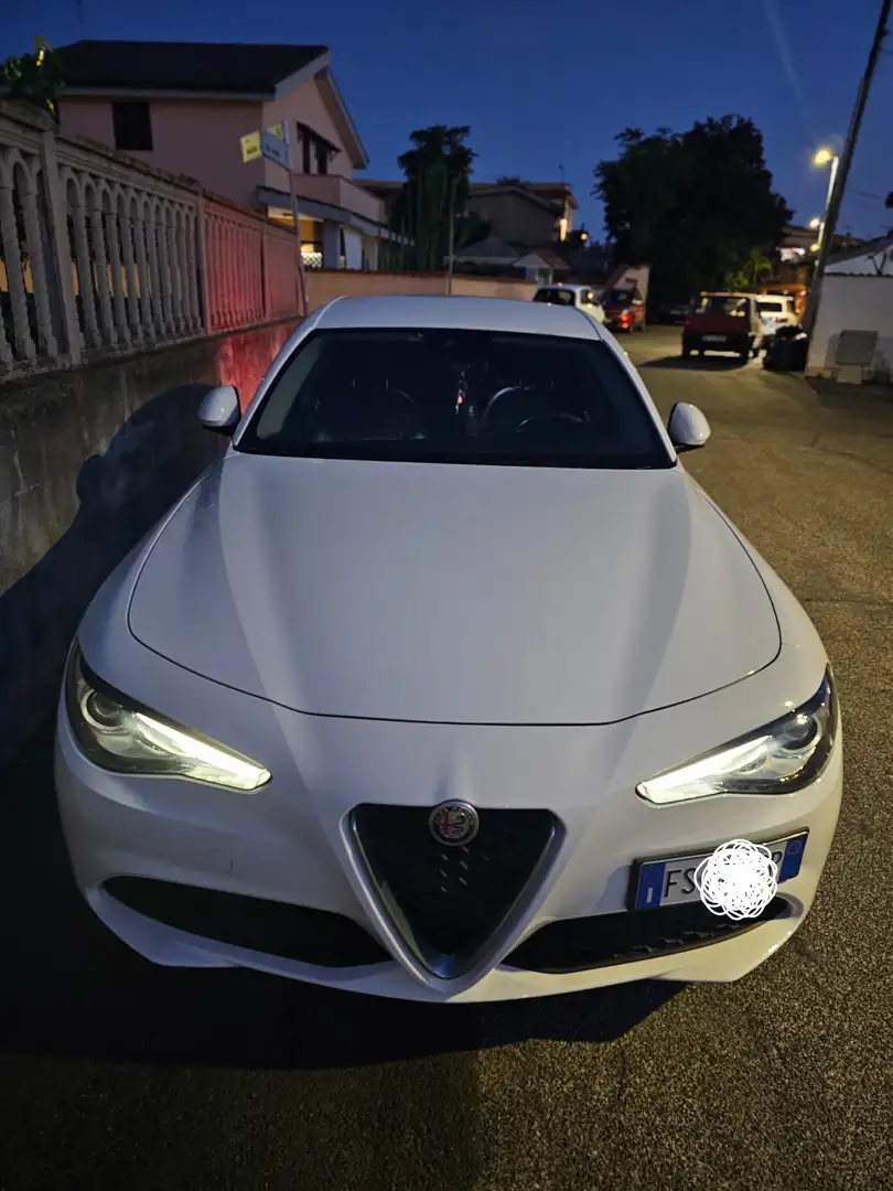 Alfa Romeo Giulia Giulia 2.2 t Super 190cv auto my19 Bianco - 1