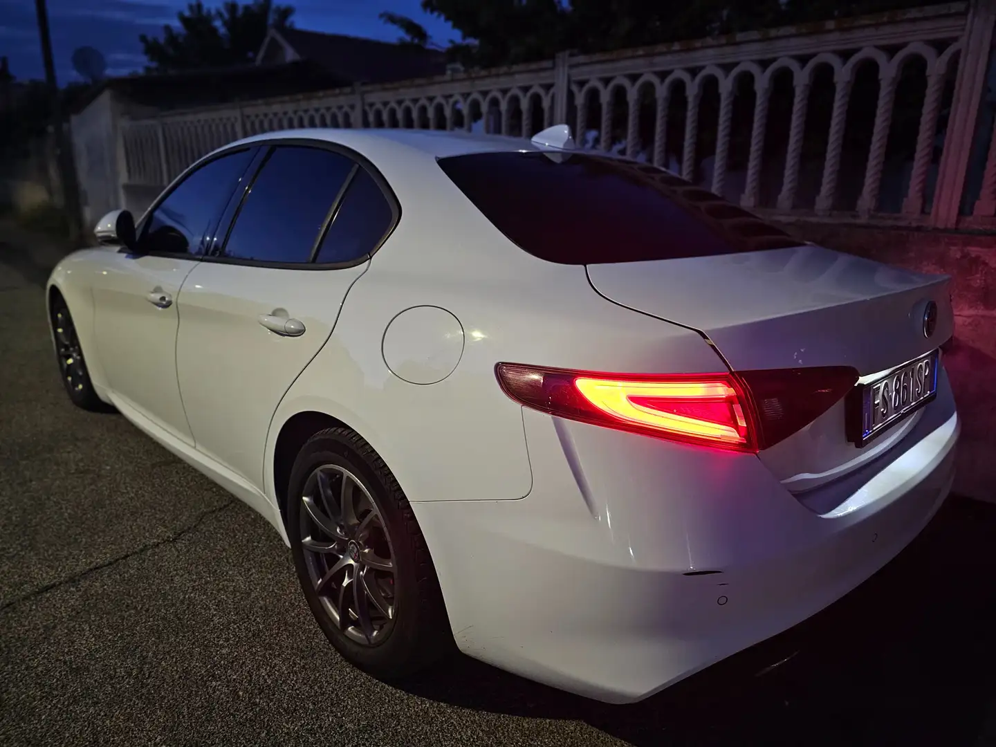 Alfa Romeo Giulia Giulia 2.2 t Super 190cv auto my19 Bianco - 2