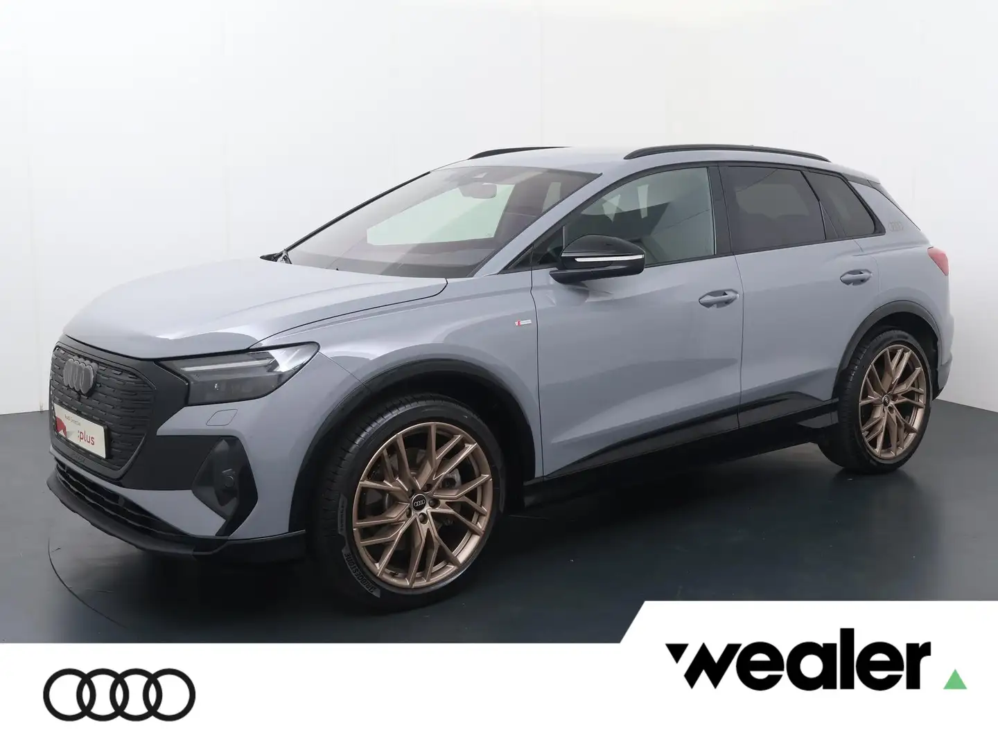 Audi Q4 e-tron 45 quattro S Edition 82 kWh | 286 PK | SoH 99% | T Grijs - 1