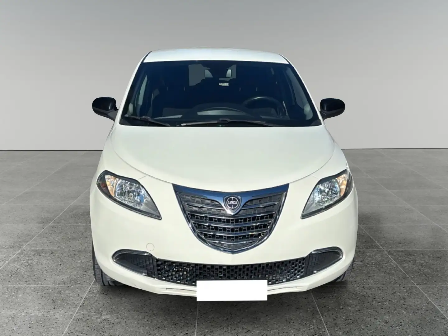 Lancia Ypsilon Ypsilon 1.3 MJT 16V 95 CV 5 porte S&S Gold Bianco - 2